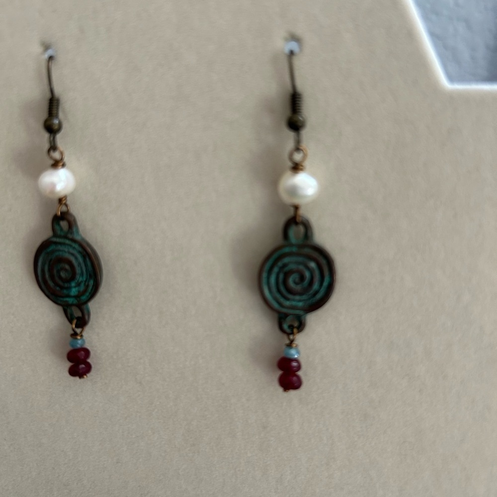 Multi colored earrings. Red bead pearl like bead. Swirl design - Picture 2 of 5